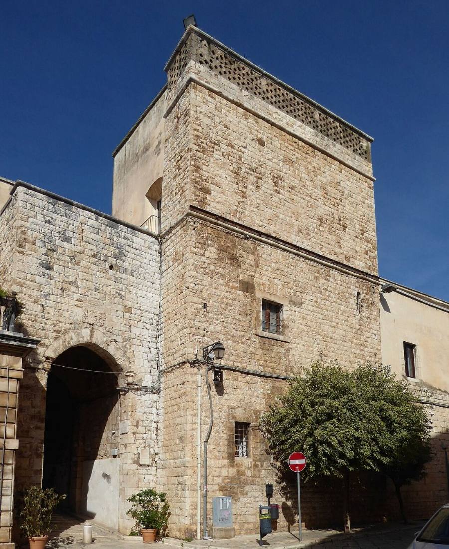 Il Castello degli Acquaviva