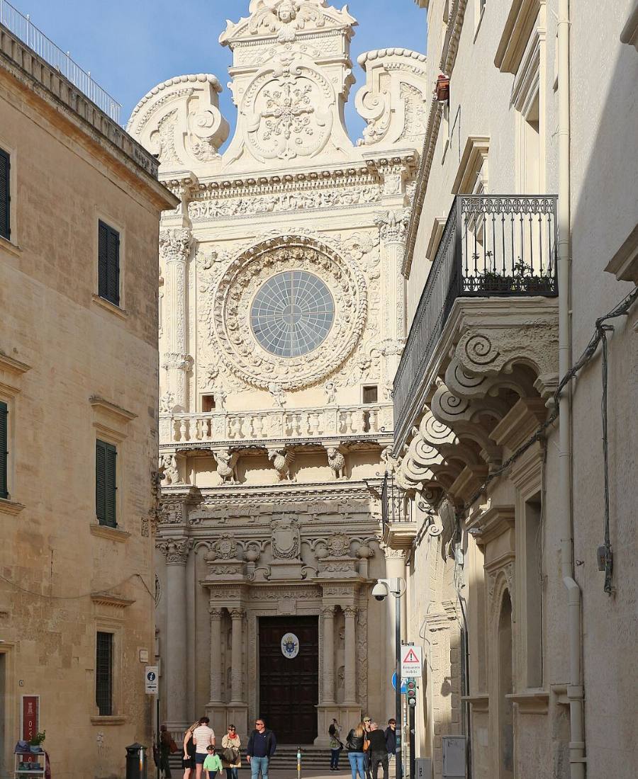 La facciata di Santa Croce